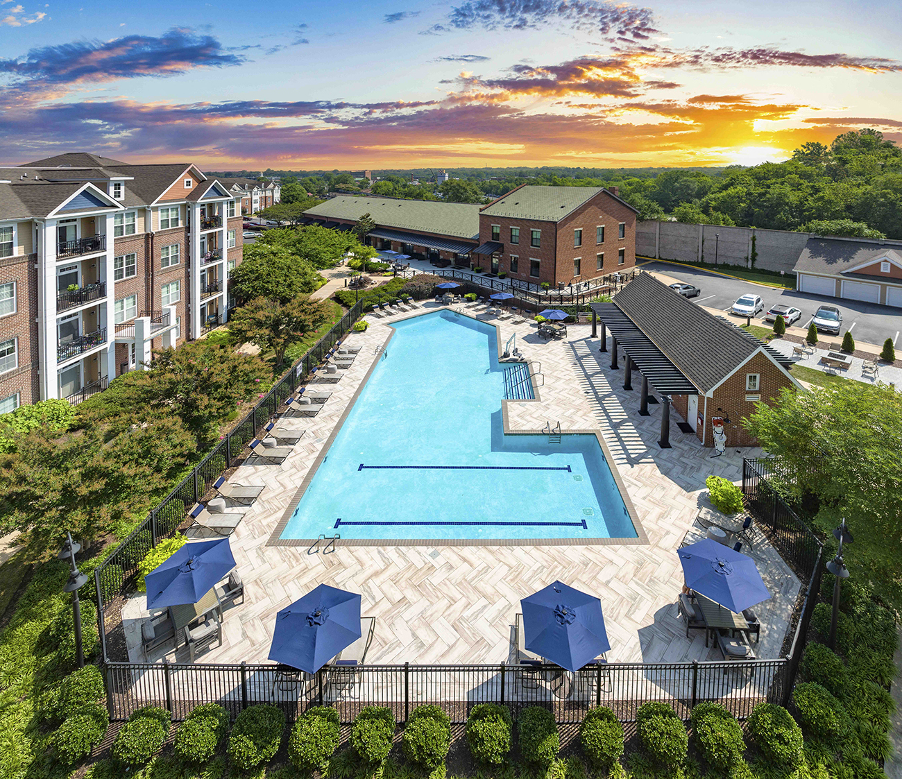 Maa Cobblestone Square